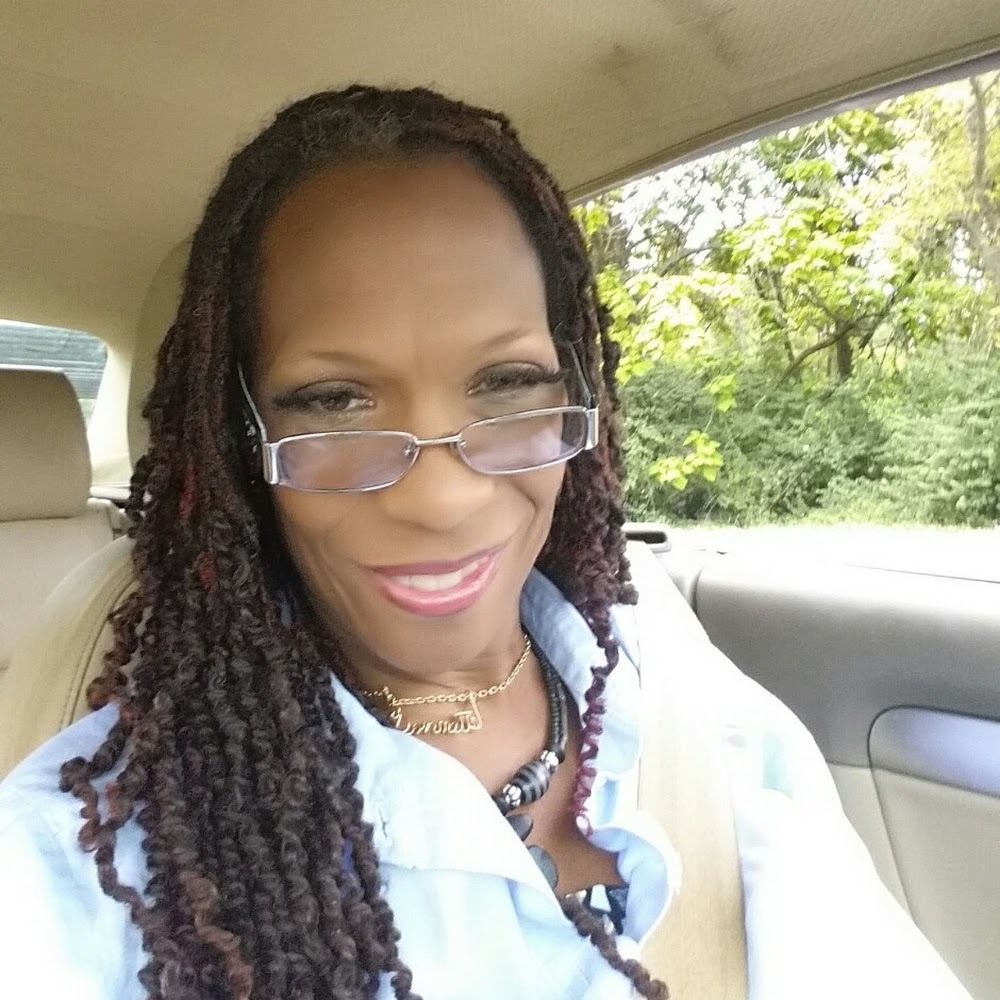 Meet your Posher, Donnetta